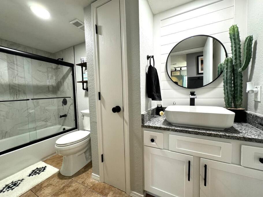 Modern Comfort: Updated Cozy Condo In Indian Point Branson Exteriör bild