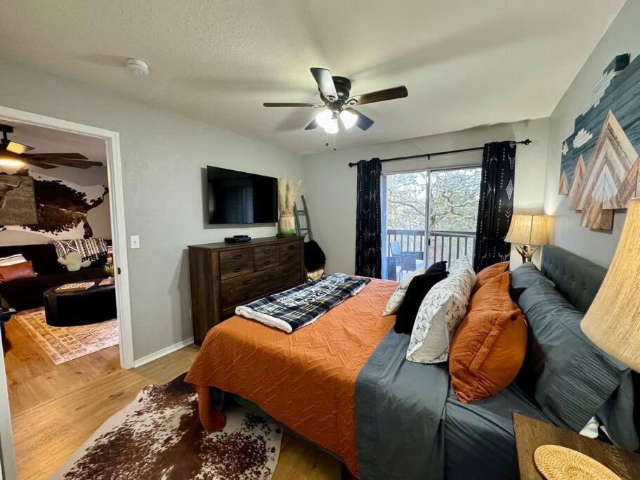 Modern Comfort: Updated Cozy Condo In Indian Point Branson Exteriör bild